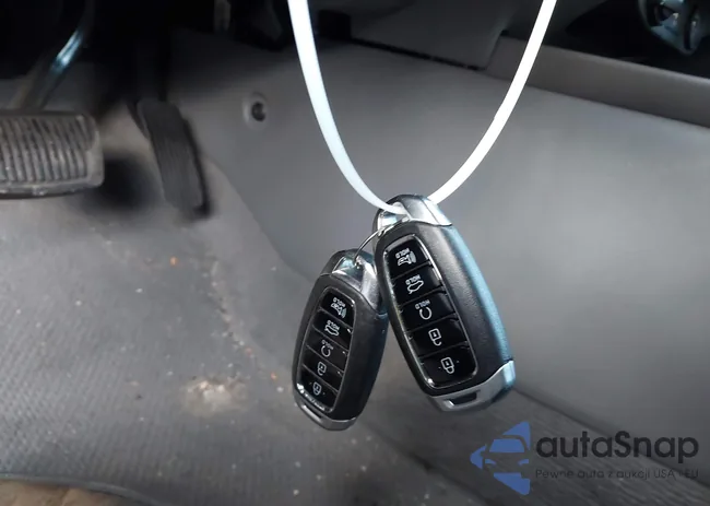 KMHLM4AG5MU178680: 44043528