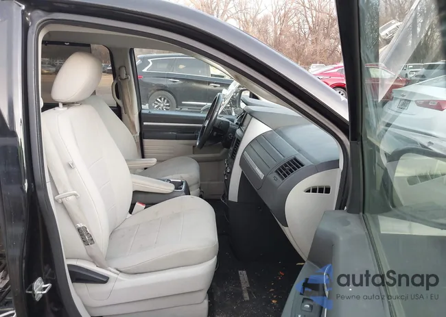 2D8HN54P08R683653: 44044631