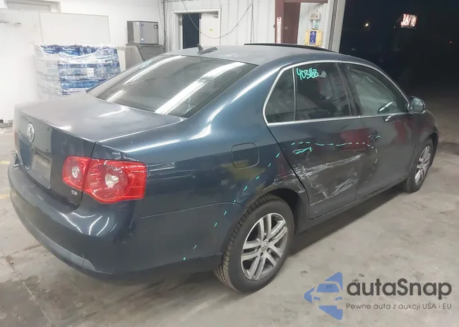 3VWSG71K76M775900: 44044664