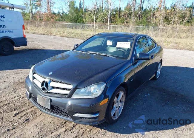 WDDGJ4HB3CF754901: 44044702