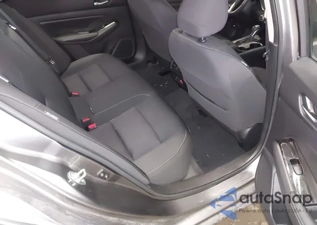 1N4BL4DW9LC281956: 44044725