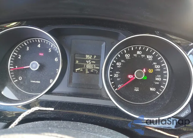 3VWD17AJ4EM285950: 44044734