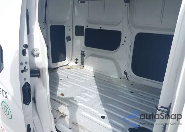 3N6CM0KN1HK719981: 44044892