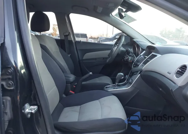 1G1PA5SG6F7206578: 44045012