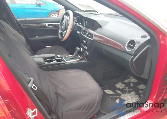 WDDGF4HB3ER311375: 44045020