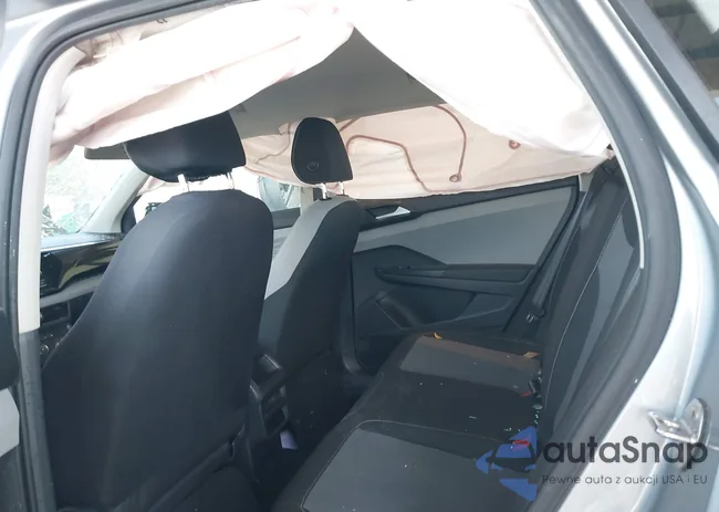 3VVMX7B2XNM035591: 44045035