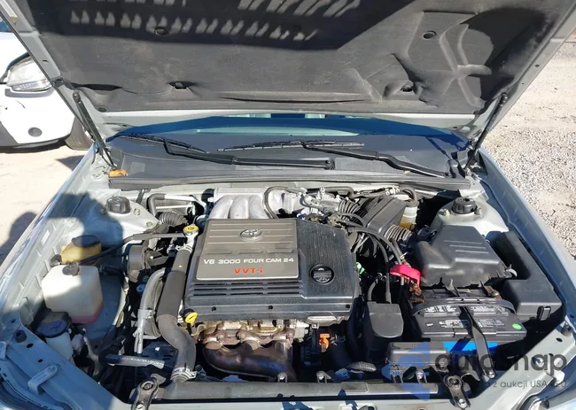 4T1BF28B33U299632: 44045043