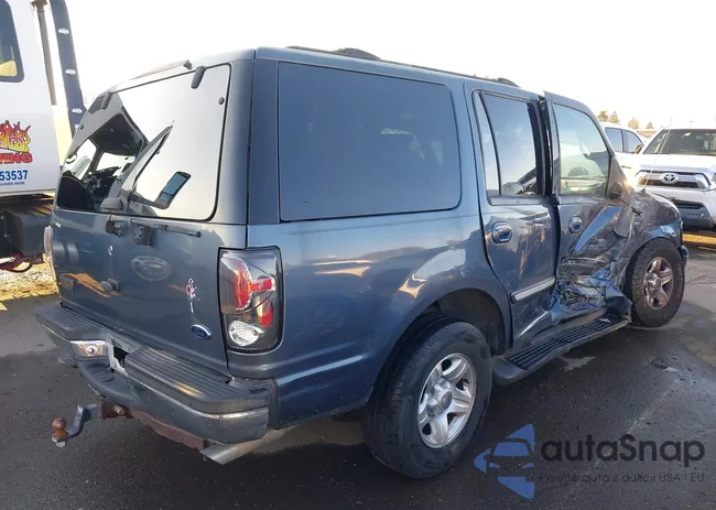 1FMRU17L6XLA55235: 44045055