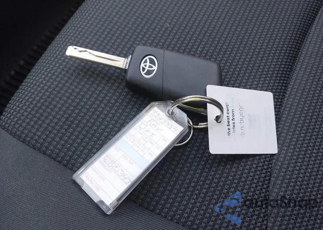 2T3F1RFV6SC500047: 44045171