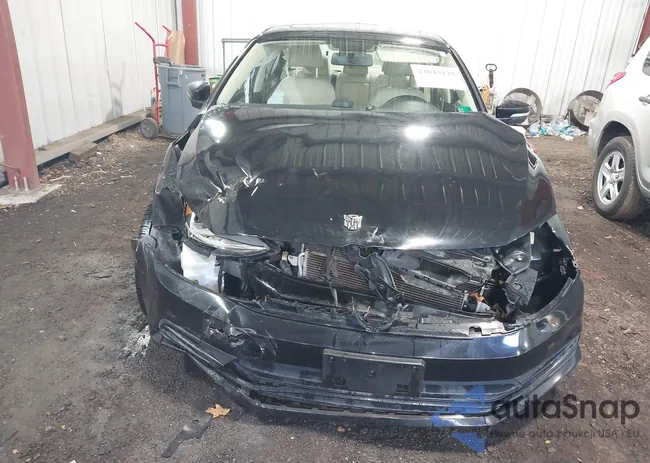 3VWDB7AJ8HM208211: 44045175