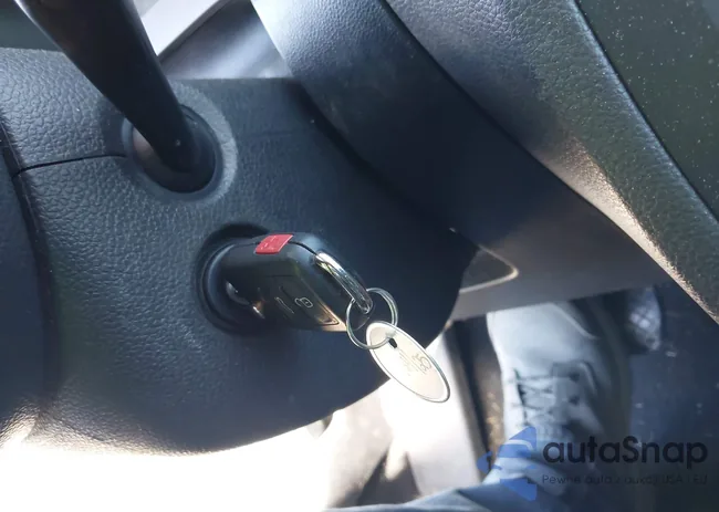 3VWLL7AJ5DM423404: 44044273