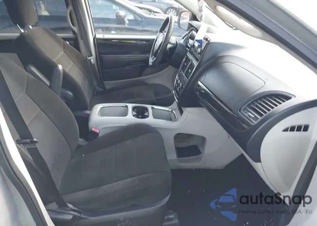 2C4RDGCG8CR273971: 44044284