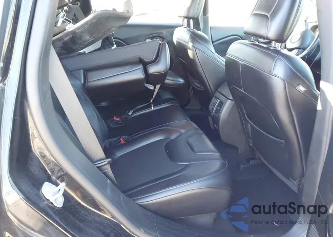 1C4PJLLB8MD173435: 44044300