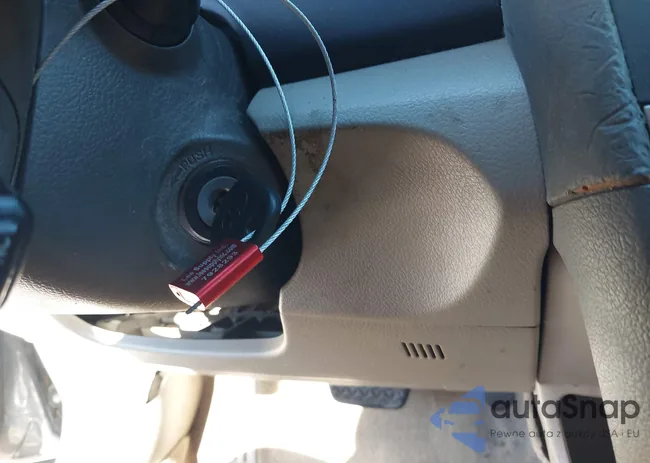 4T1BE46K89U302096: 44044336