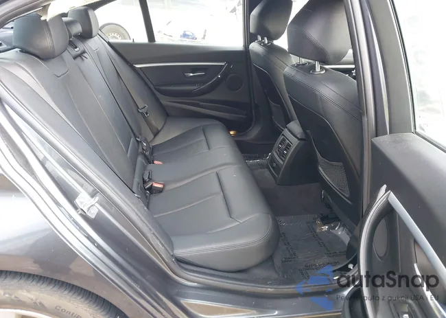 WBA8B9C56JEE81143: 44044341