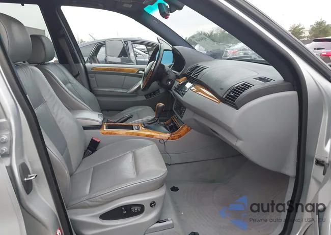 5UXFA53562LP50224: 44044345