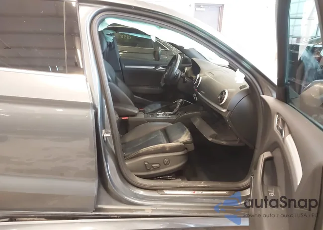 WAUFFGFF7F1054103: 44044436