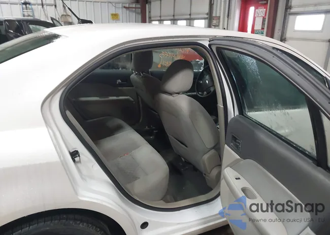 3FAHP0HA5AR129547: 44044495