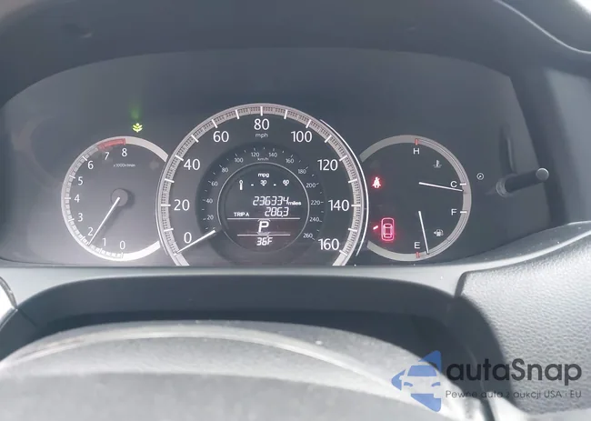 1HGCR2F30FA031625: 44044575