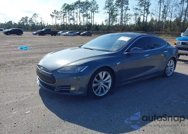 5YJSA1DN9DFP25296: 44044577