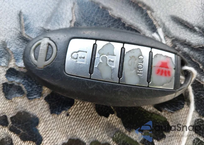 1N4AL2AP4BC113301: 44045645