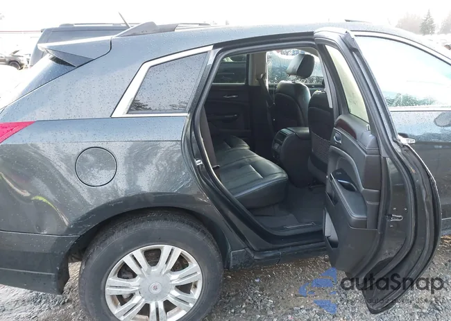 3GYFNEE37ES631382: 44045670