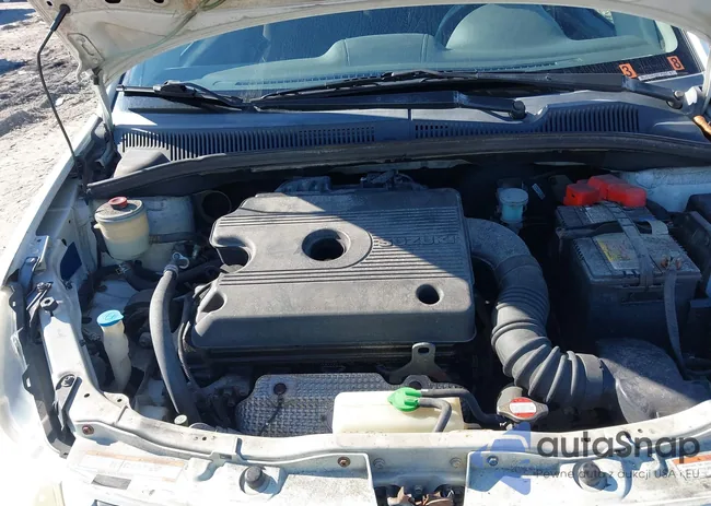 JS2YB413285108105: 44045704