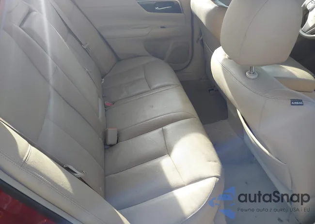 1N4AL3AP2DN570184: 44045760