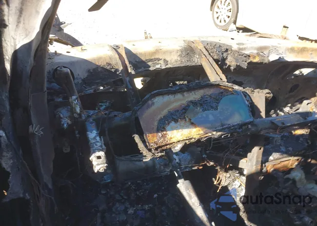 5UXTY3C07LLU72328: 44045779