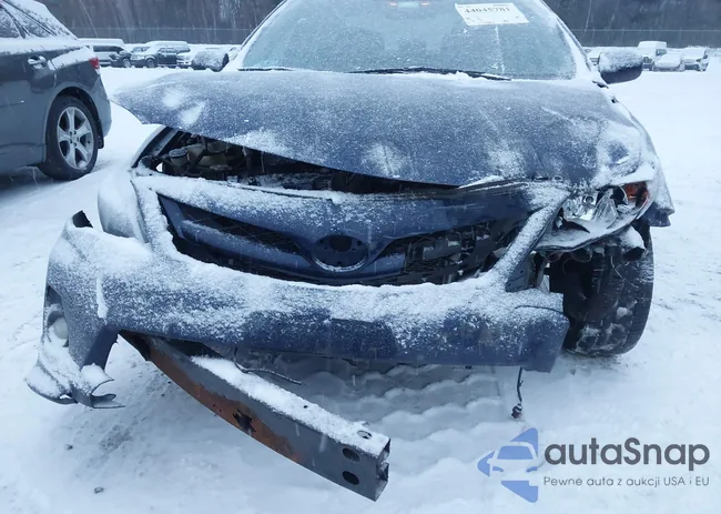 2T1BU4EE6DC010424: 44045781