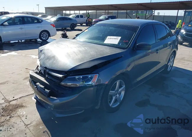 3VW2K7AJ2DM223014: 44045801