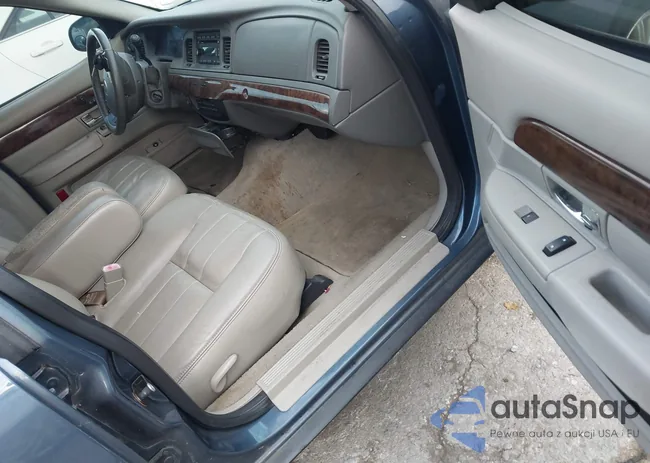 2MEBM7FV2AX604787: 44045881