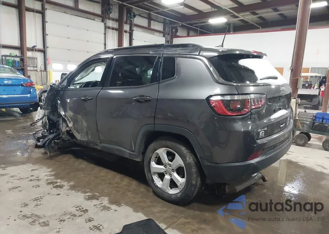 3C4NJDBB3JT481178: 44046000