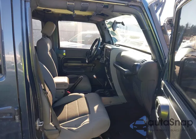 1J4GA39148L569348: 44046074