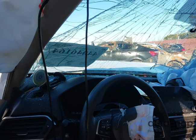 1HGCV3F14LA015228: 44046164