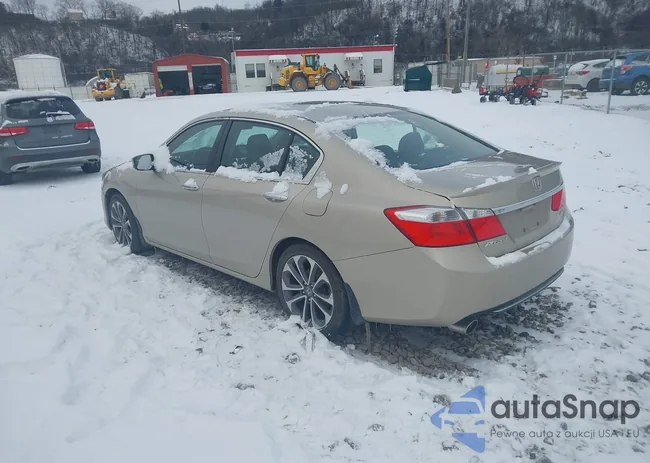 1HGCR2F5XEA197764: 44045332