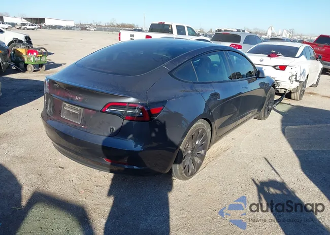 5YJ3E1EC6PF637395: 44045375