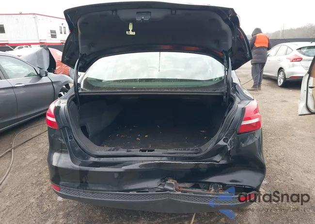 1FADP3F23HL325006: 44045442