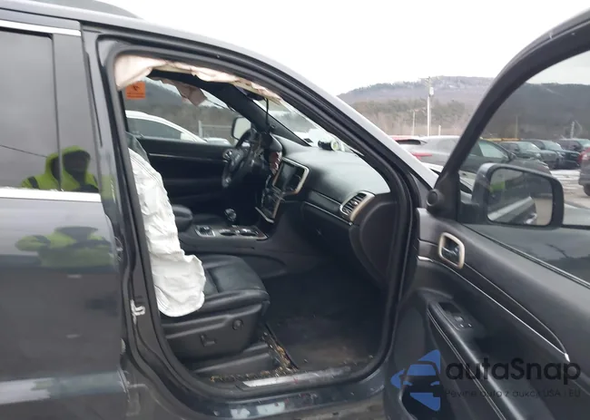 1C4RJFBG3EC243504: 44045522