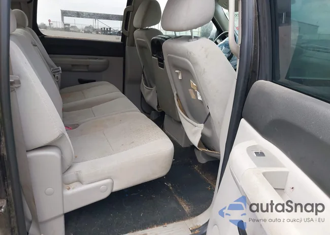 2GCEK13M381184516: 44045558