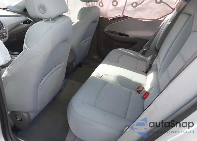 1G1ZB5ST3GF233053: 44045586