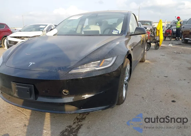 5YJ3E1EB2RF794562: 44045587