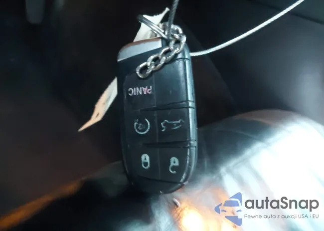 2C3CCAAG8GH151426: 44046833