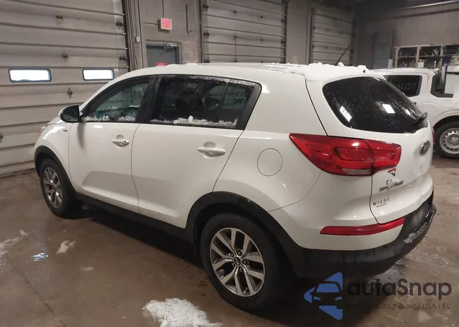 KNDPBCAC0G7876541: 44046839