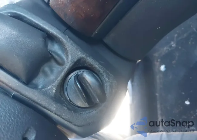 2MEFM74V17X638703: 44046905