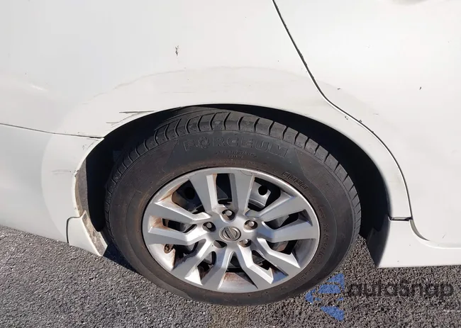 1N4AL3AP7EC281184: 44046922