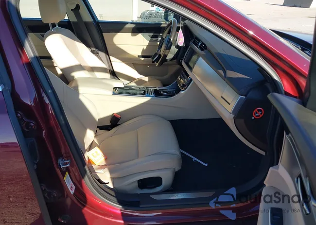 SAJBD4BV2HCY51953: 44046983