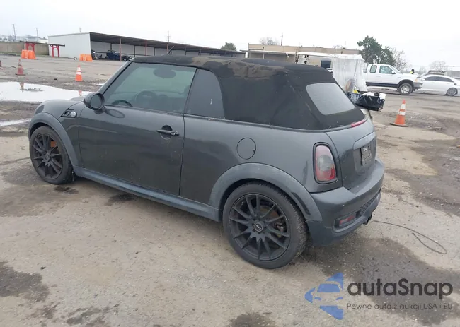 WMWZP3C56BTX83111: 44047015