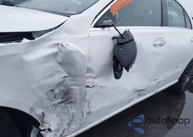 W1KAF4GB7SR282062: 44047081