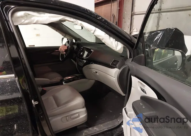 5FNYF6H98KB026230: 44047182